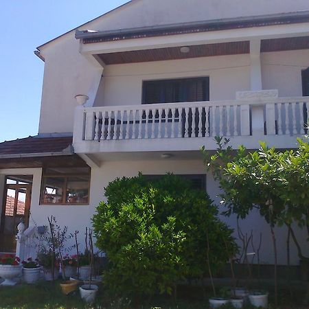 Guesthouse Sinani Ulcinj Ngoại thất bức ảnh