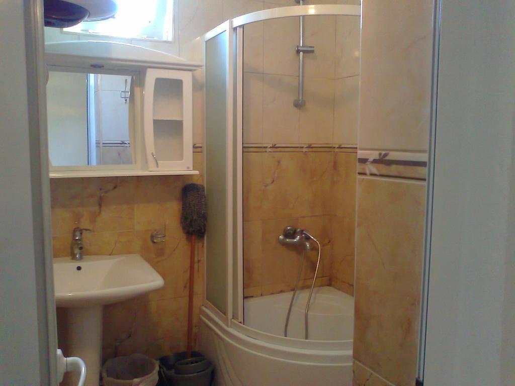 Guesthouse Sinani Ulcinj Phòng bức ảnh