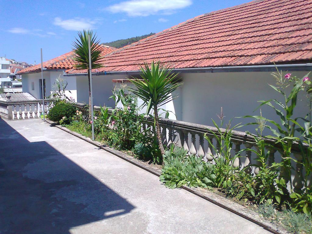 Guesthouse Sinani Ulcinj Ngoại thất bức ảnh