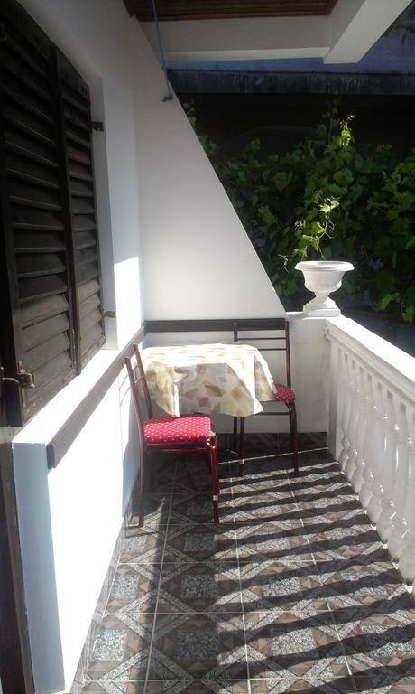 Guesthouse Sinani Ulcinj Ngoại thất bức ảnh