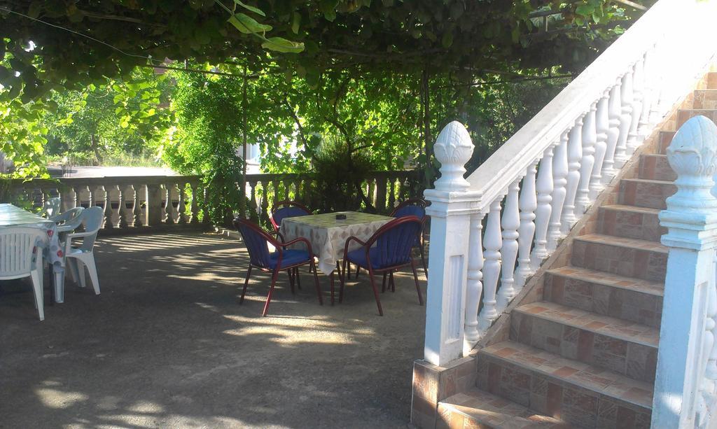 Guesthouse Sinani Ulcinj Ngoại thất bức ảnh