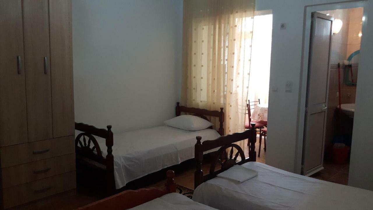 Guesthouse Sinani Ulcinj Ngoại thất bức ảnh